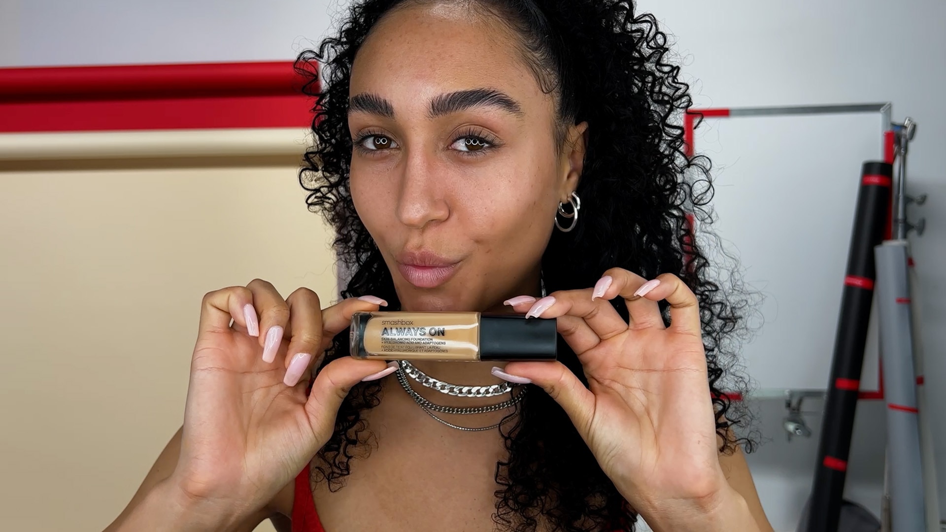 Studio Skin Hydra Foundation
