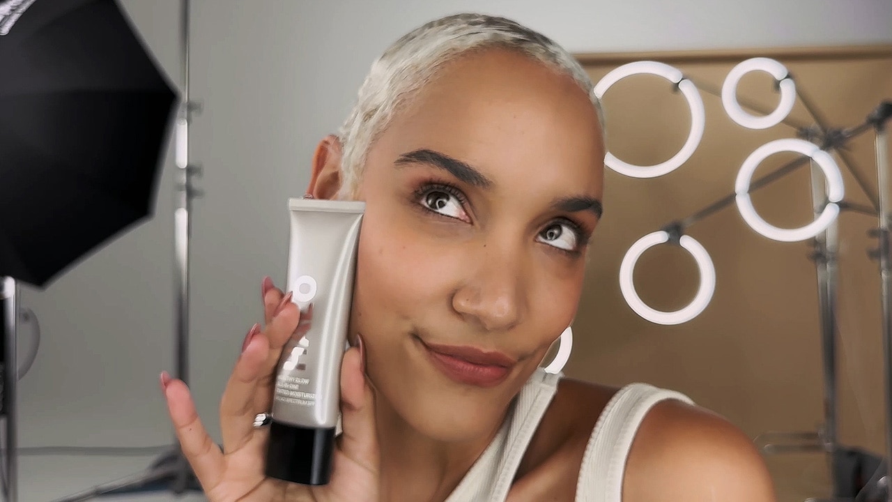 Halo Healthy Glow Tinted Moisturizer